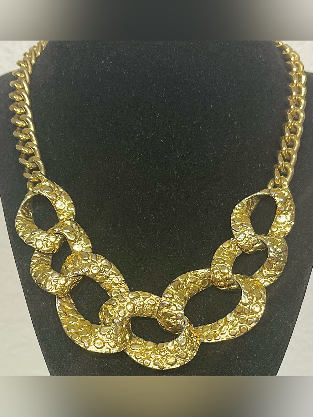 Vintage Gold Textured Chain-Link Statement Necklace